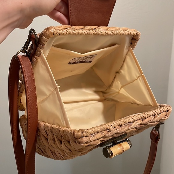 Straw Summer Bag (with detachable strap) - Picture 9 of 11